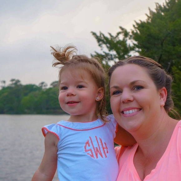 Meet your Posher, Ryane - Picture 1 of 1